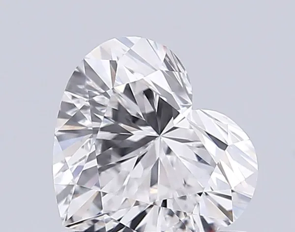 1.09ct HEART D VVS2 Lab diamond