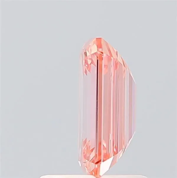 0.97ct EMERALD Fancy Vivid Pink VVS2 Coloured Lab diamond