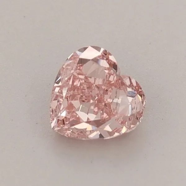 0.59ct HEART Fancy Vivid Pink VS1 Coloured Lab diamond