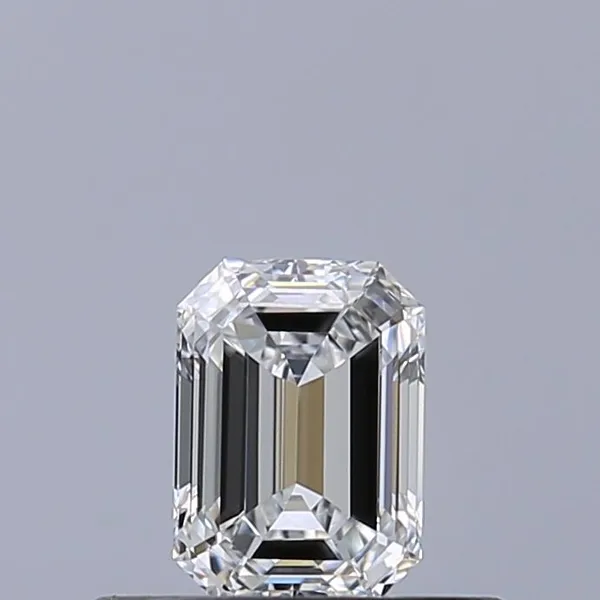 0.36ct EMERALD E VVS1 Natural diamond