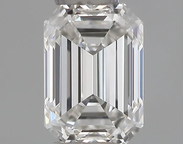 0.3ct EMERALD H VS2 Natural diamond