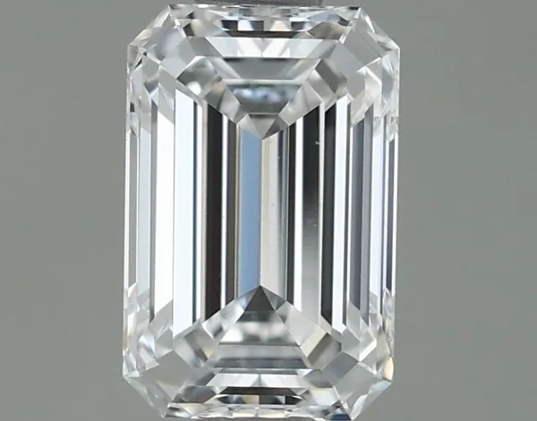 0.7ct EMERALD F VS1 Natural diamond