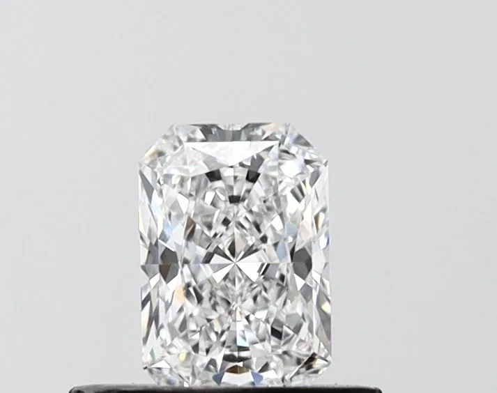 0.54ct RADIANT D VVS2 Lab Grown diamond