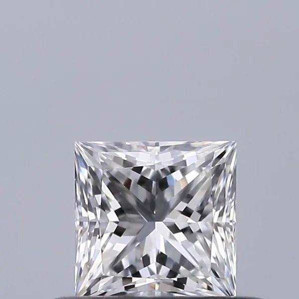 0.41ct PRINCESS D VVS2 Natural diamond