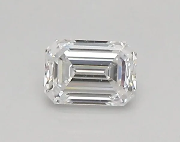 0.31ct EMERALD D VVS2 Lab diamond