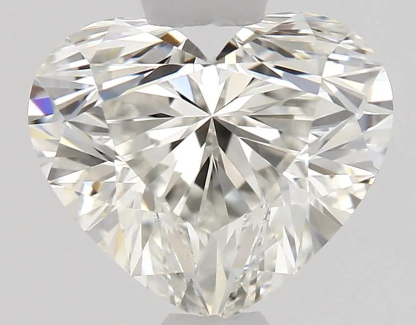 0.81ct HEART H VS1 Natural diamond