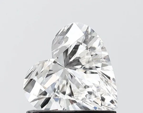 1.04ct HEART E VVS2 Lab diamond