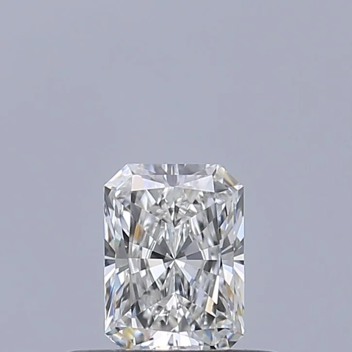 0.33ct RADIANT E IF Natural diamond