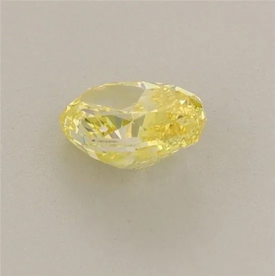 0.5ct OVAL Fancy Vivid Yellow VS1 Coloured Lab diamond