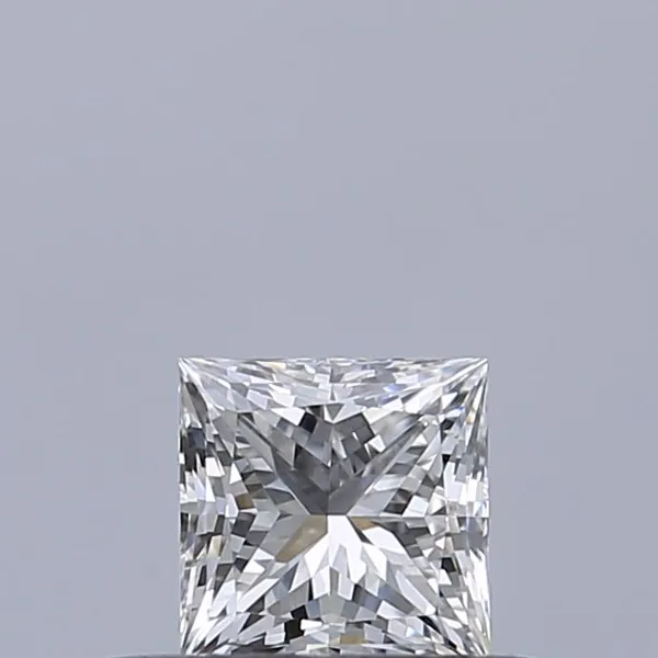 0.31ct PRINCESS D VVS1 Natural diamond