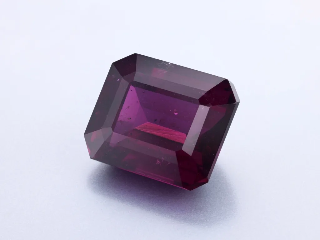 10.22ct Purple Garnet, Emerald Cut gemstone