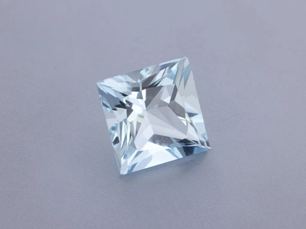 3.24ct Blue Aquamarine, Square gemstone