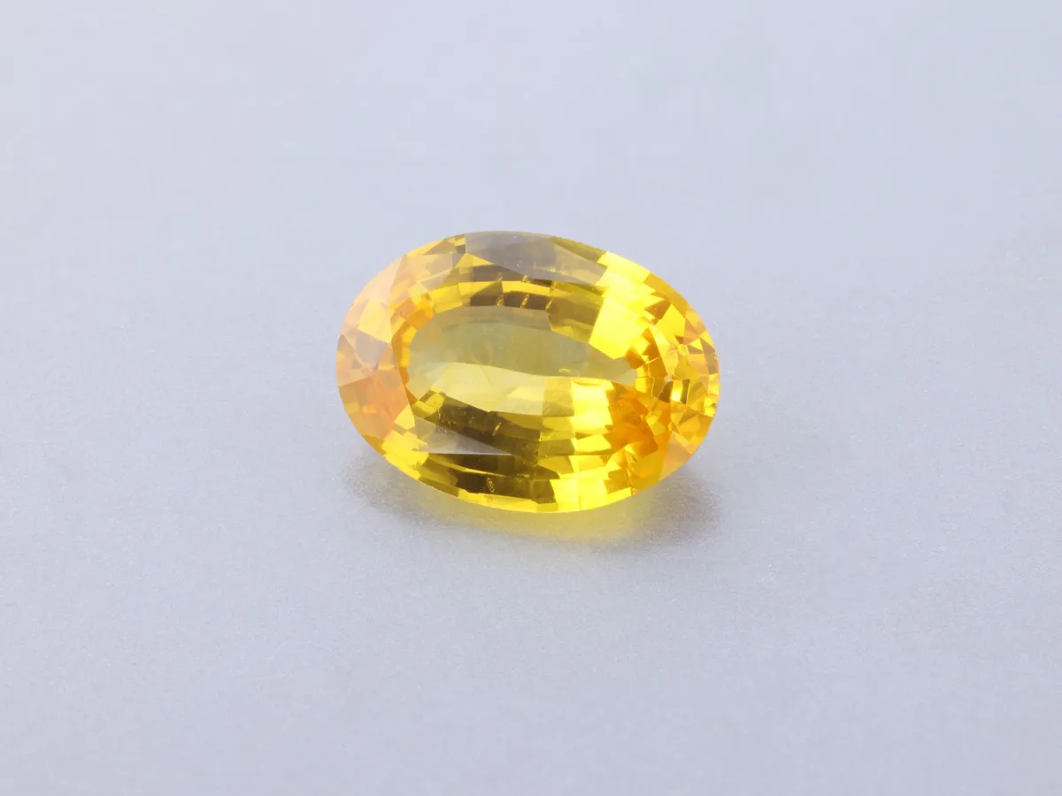0.78ct Yellow Sapphire, Oval gemstone