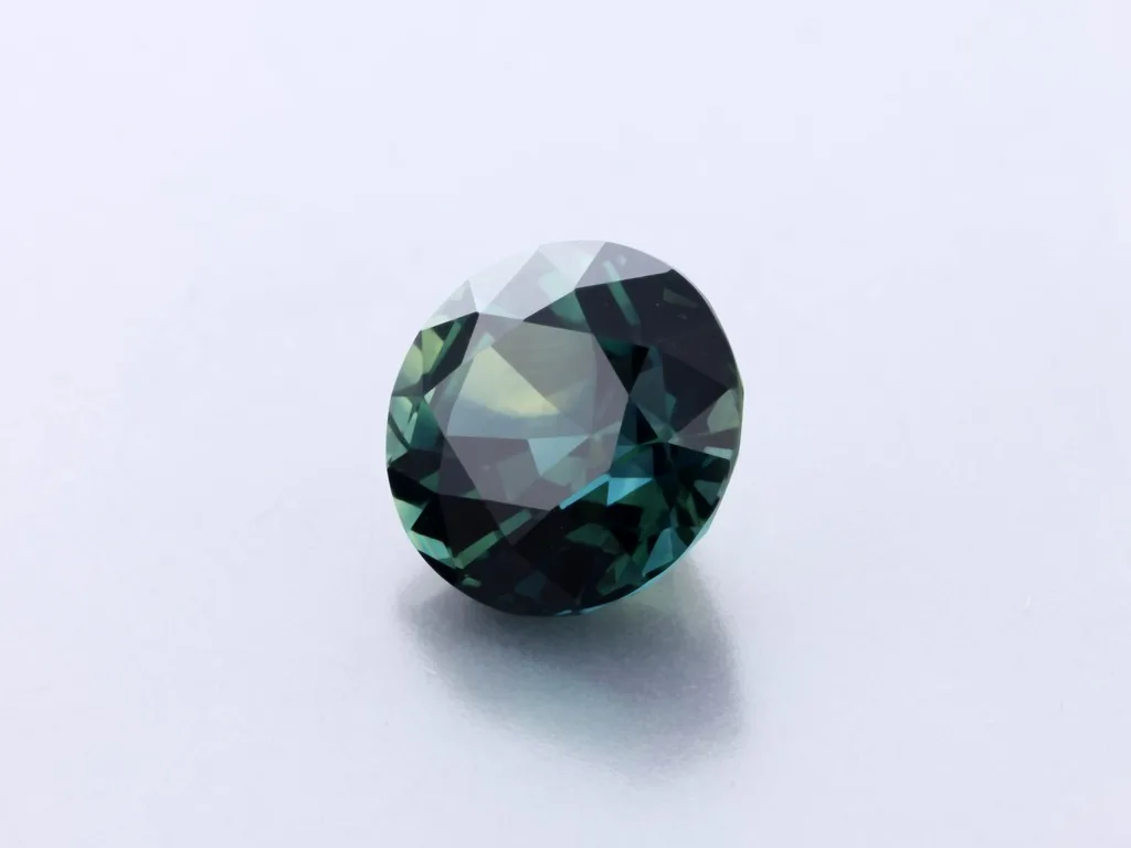 1.73ct Parti Sapphire, Round gemstone