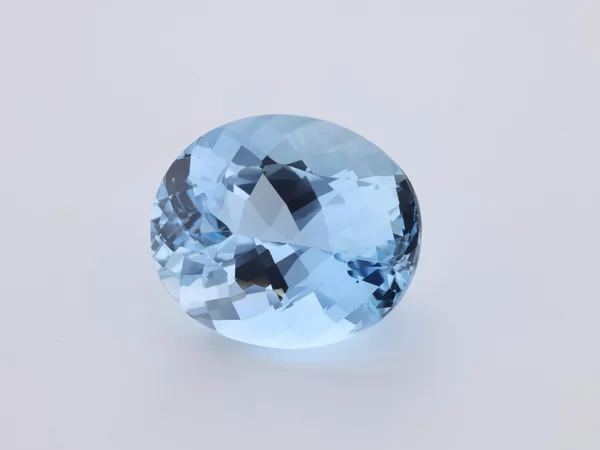 4.36ct Blue Aquamarine, Oval cut gemstone