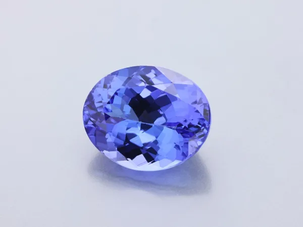 3.16ct Purple Tanzanite, Oval cut gemstone