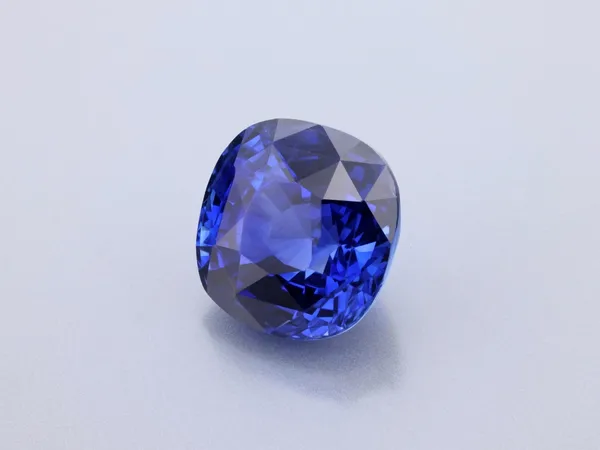 6.74ct Blue Sapphire, Cushion cut gemstone