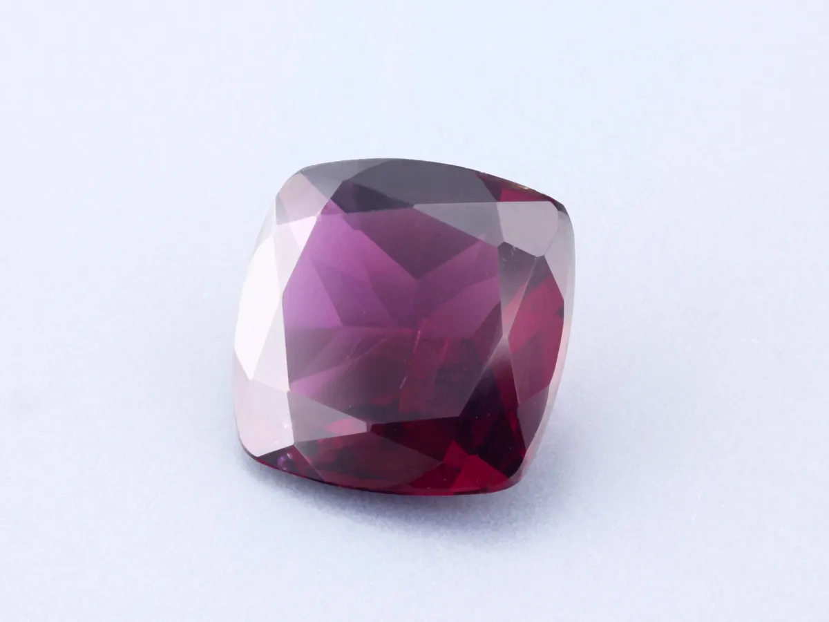 2.96ct Purple Garnet, Cushion gemstone