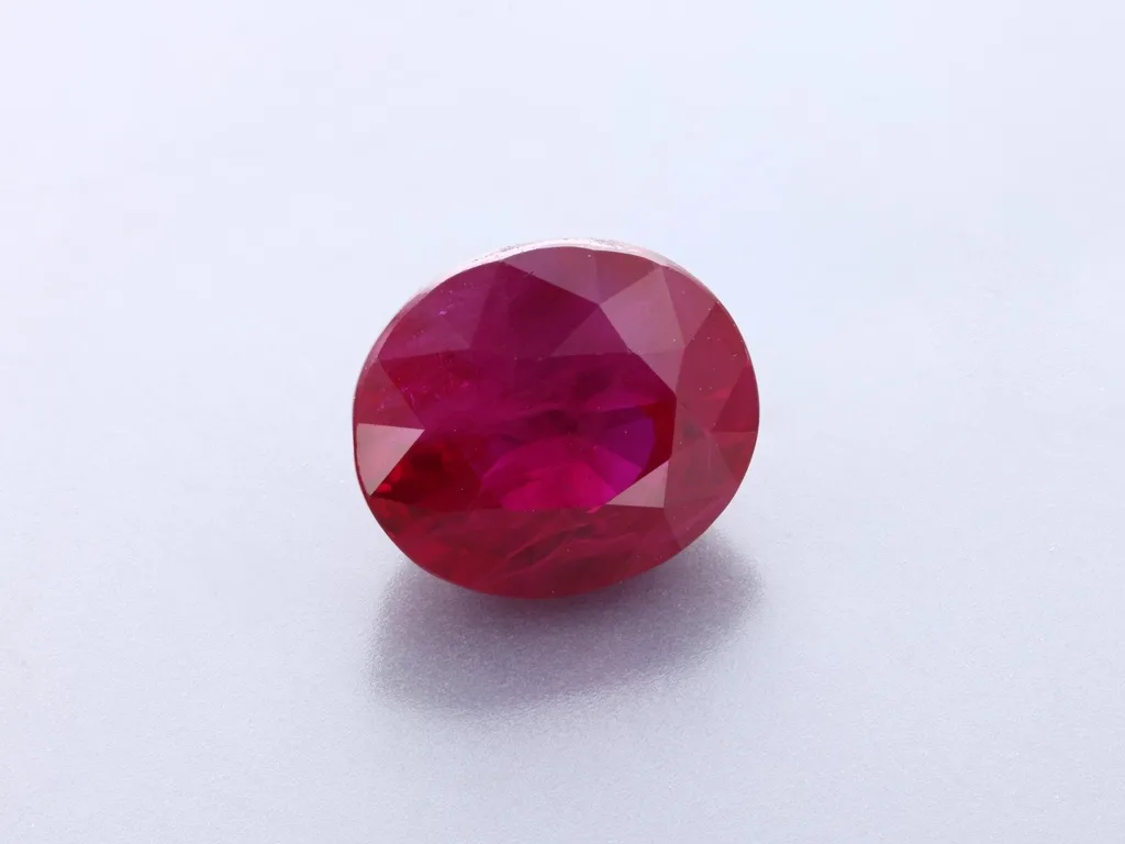 2.02ct Red Ruby, Oval gemstone