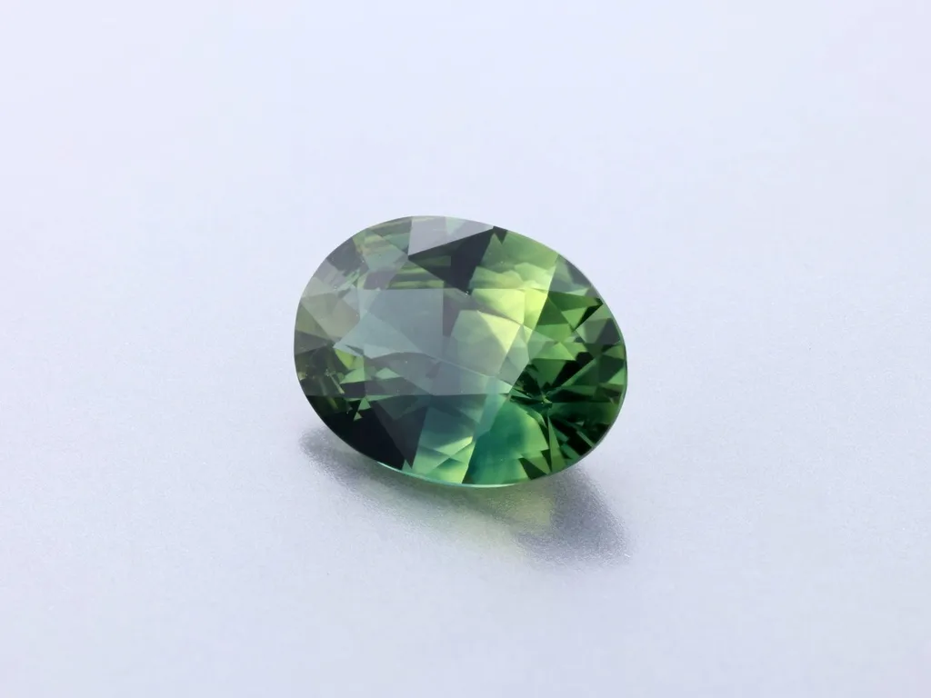 0.79ct Parti Sapphire, Oval gemstone