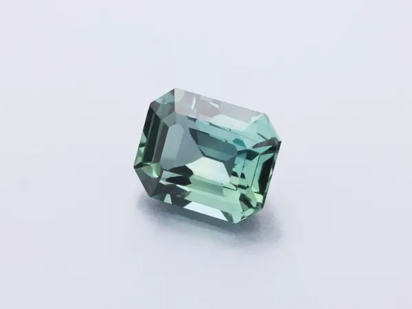 1ct Parti Sapphire, Emerald Cut gemstone
