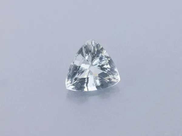 0.67ct Blue Aquamarine, Trilliant cut gemstone