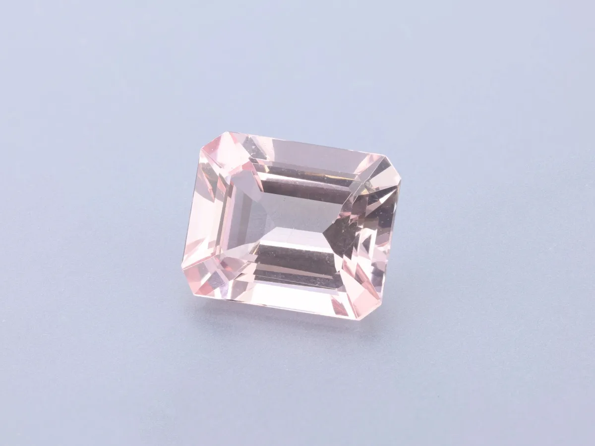 4.33ct Pink Morganite, Emerald Cut gemstone